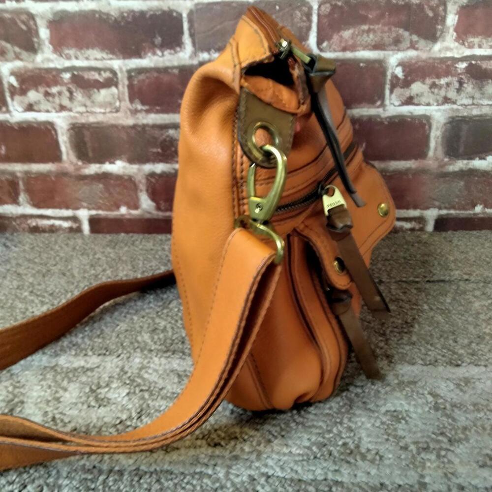 Fossil Long Live Vintage 1954 Orange Leather Explorer Foldover Crossbody Bag - Picture 9 of 11